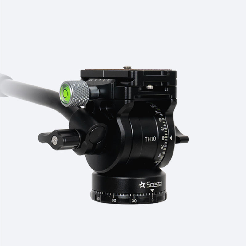 Seestar TH10 fluid tripod head with bubble level and adjustment controls.